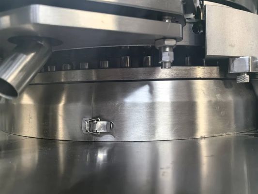 41 스테이션 100 kN 주압과 40 kN 약제 생산 전압의 고속 태블릿 프레스 협력 업체