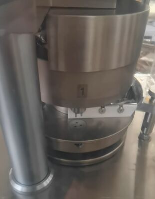 타블릿 프레스 기계용 멀티 톱 타블릿 프레스 도구 (Multi-Tip Dies & Punches) 협력 업체